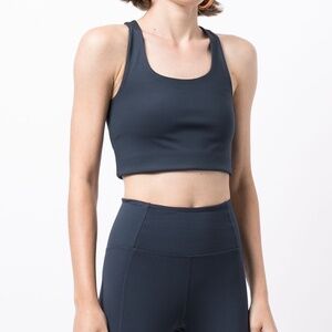 NWT GIRLFRIEND COLLECTIVE PALOMA SPORTS BRA IN NAVY XS!